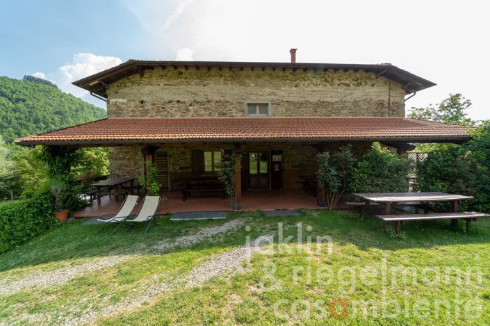 Image No.4-Ferme de 10 chambres à vendre à Stia