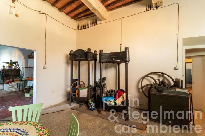 Image No.24-Ferme de 12 chambres à vendre