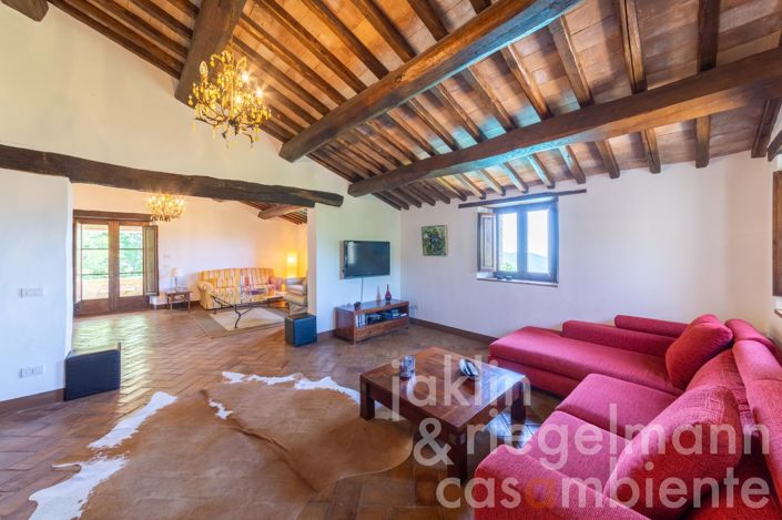Image No.33-4 Bed Country House for sale