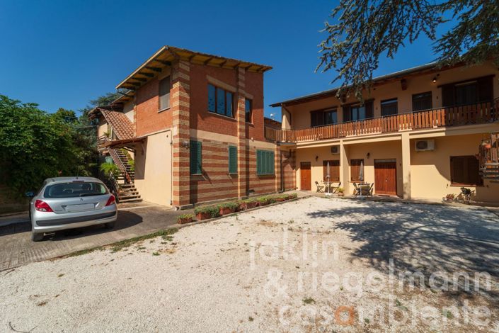 Image No.17-Ferme de 10 chambres à vendre à Castiglione del Lago