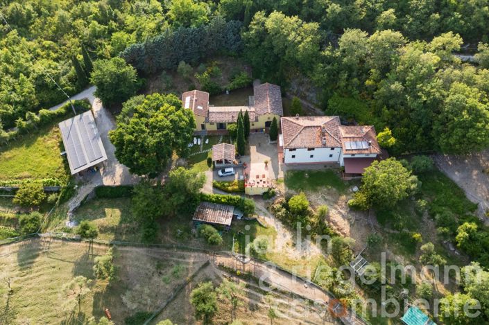 Image No.5-12 Bed Farmhouse for sale