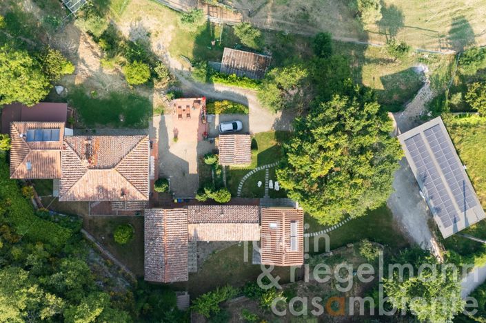 Image No.7-12 Bed Farmhouse for sale