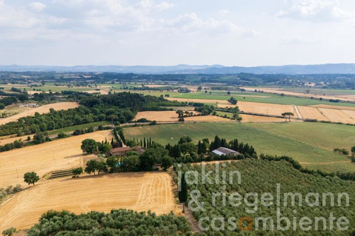 Image No.10-9 Bed Country House for sale