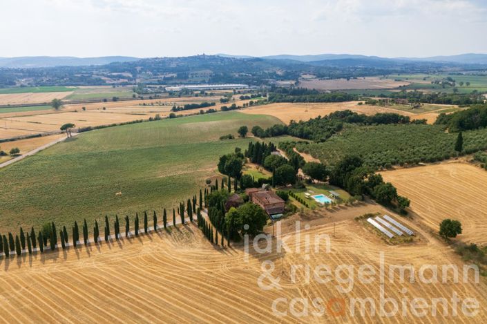 Image No.13-9 Bed Country House for sale