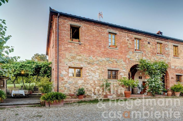 Image No.16-9 Bed Country House for sale