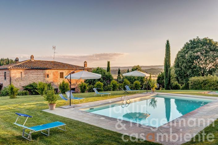 Image No.31-9 Bed Country House for sale