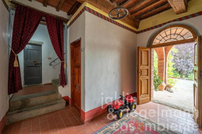 Image No.42-9 Bed Country House for sale