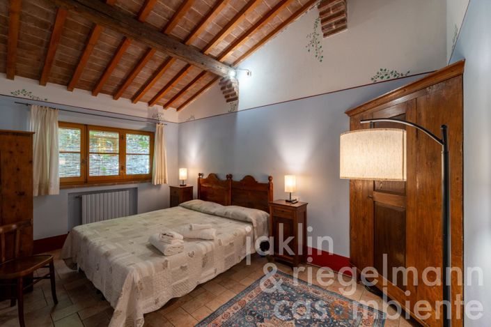 Image No.52-9 Bed Country House for sale