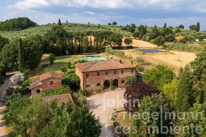 Image No.6-9 Bed Country House for sale