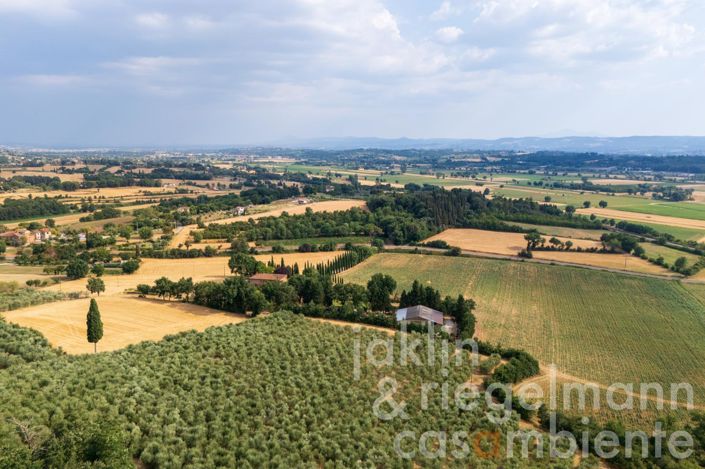 Image No.9-9 Bed Country House for sale