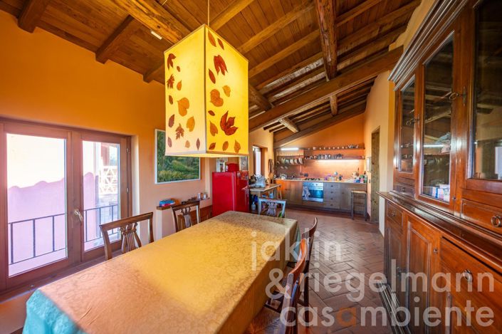 Image No.46-6 Bed Country House for sale