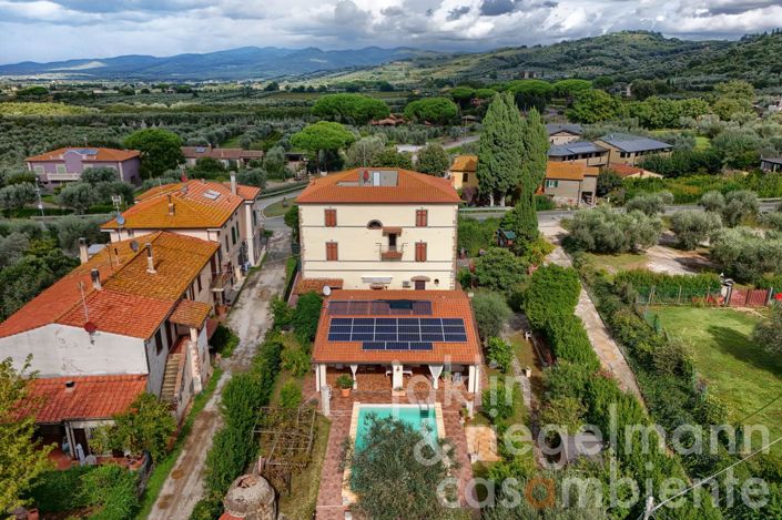 Image No.2-8 Bed Country House for sale