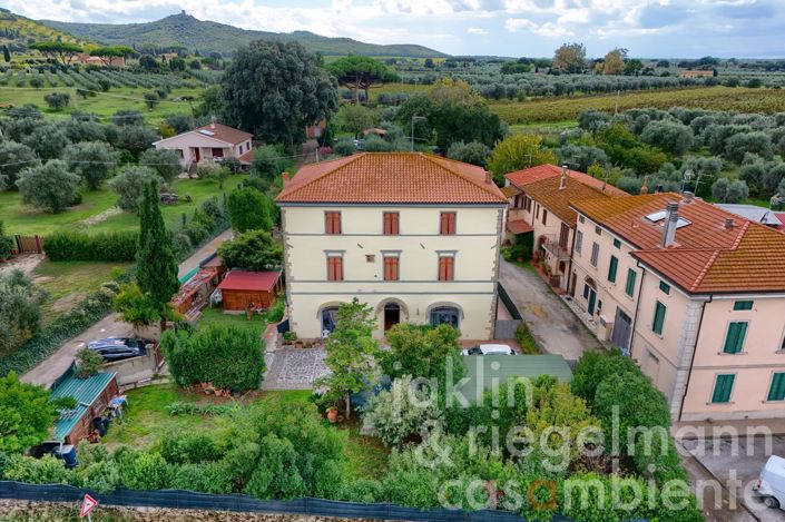 Image No.5-8 Bed Country House for sale