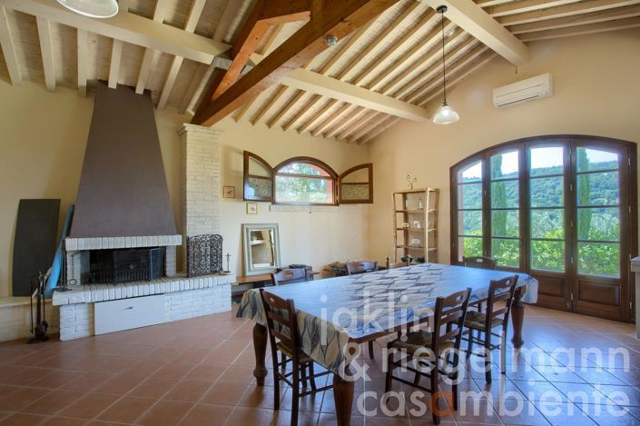 Image No.12-2 Bed Country House for sale