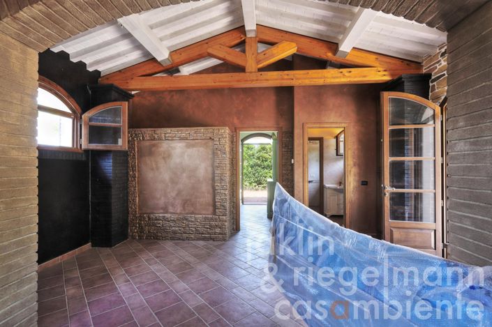 Image No.24-2 Bed Country House for sale