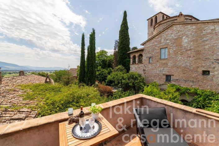 Image No.4-2 Bed Townhouse for sale