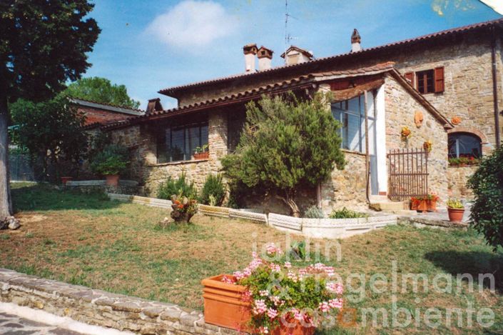 Image No.8-9 Bed Country House for sale