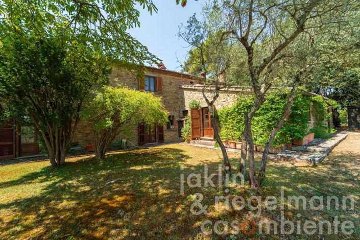 Image No.8-6 Bed Country House for sale
