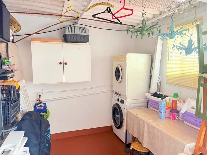 Image No.39-5 Bed House for sale