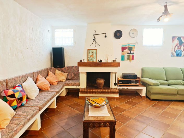 Image No.25-4 Bed Villa for sale