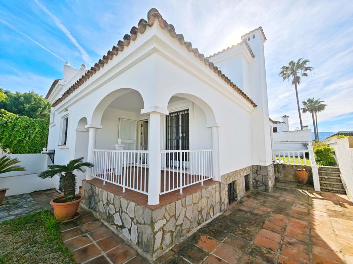 Image No.3-4 Bed Villa for sale