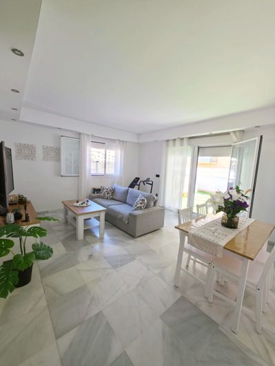 Image No.3-2 Bed Flat for sale