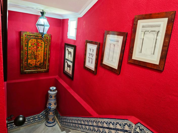 Image No.40-15 Bed Villa for sale