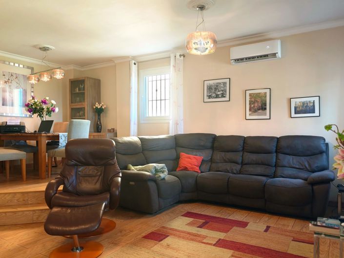 Image No.29-4 Bed Semi-Detached for sale