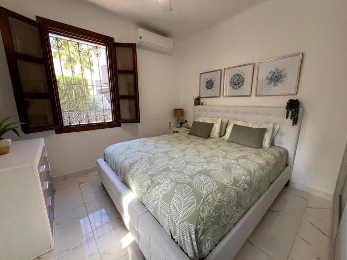 Image No.18-3 Bed Villa / Detached for sale
