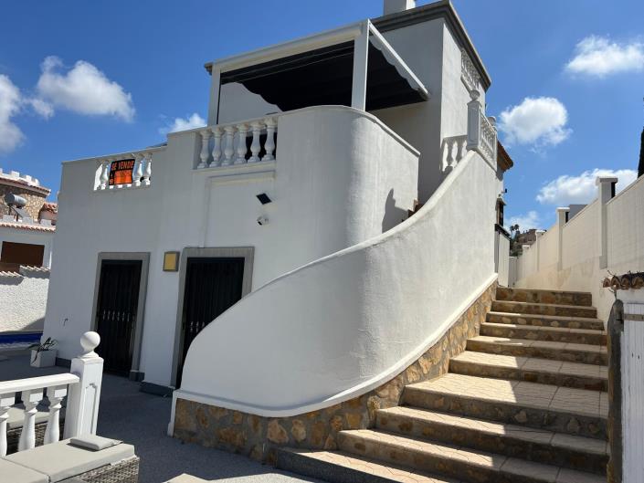 Image No.36-3 Bed Villa / Detached for sale