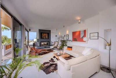 Unique 5-Bedroom Villa with Two Pools, Guest Apartments & Panoramic Views – Las Breñas