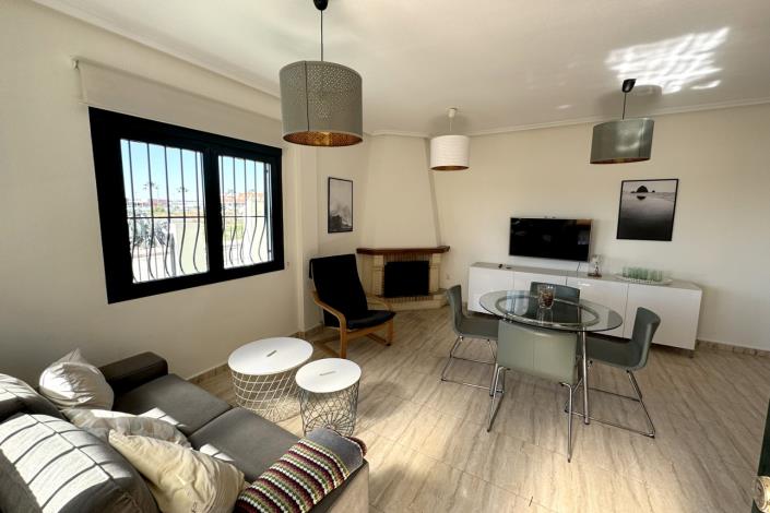Image No.6-2 Bed Semi-Detached for sale