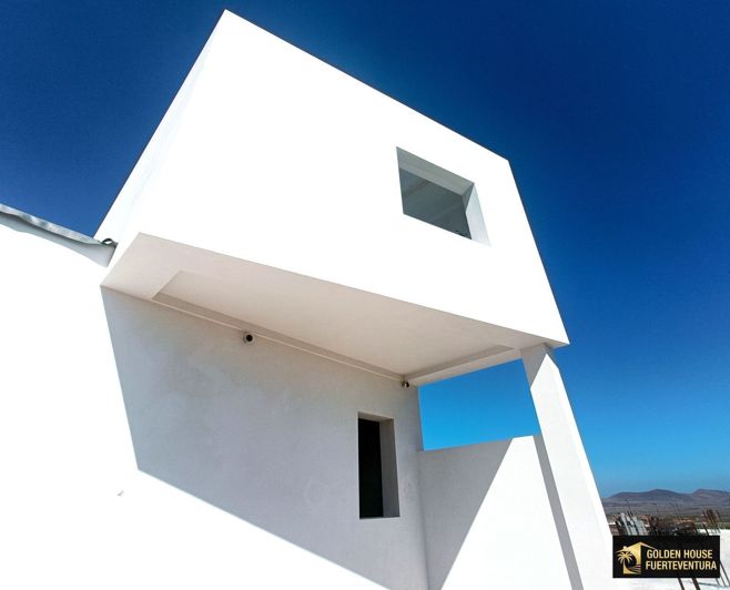 Image No.16-2 Bed Property for sale
