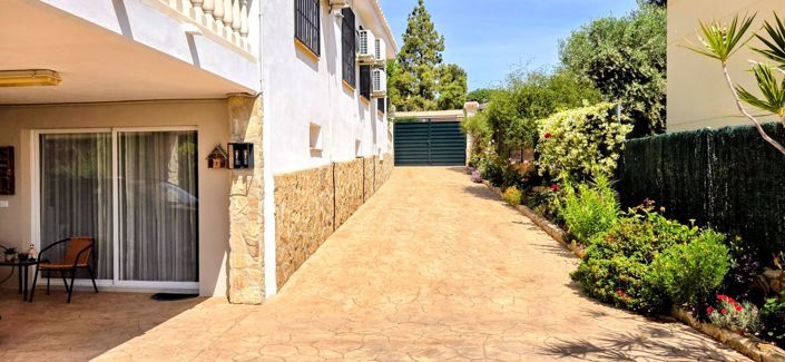 Image No.26-5 Bed Villa for sale