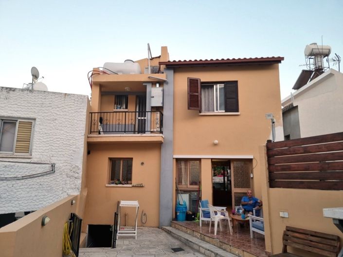 Image No.2-3 Bed Property for sale