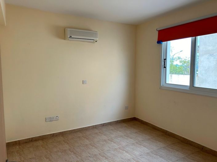 Image No.8-3 Bed Property for sale
