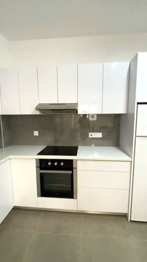 Image No.15-2 Bed Property for sale