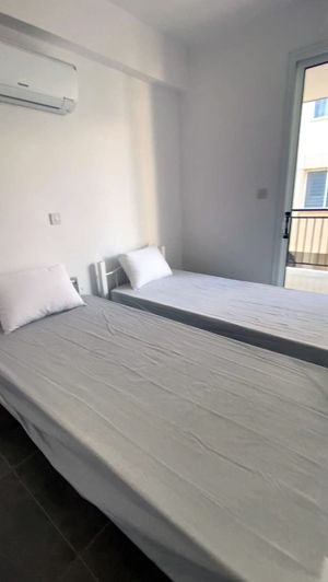 Image No.17-2 Bed Property for sale