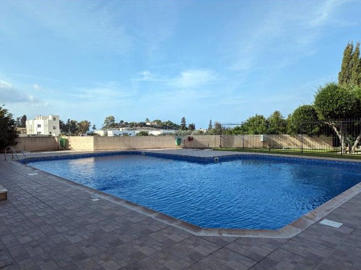 Image No.19-2 Bed Property for sale