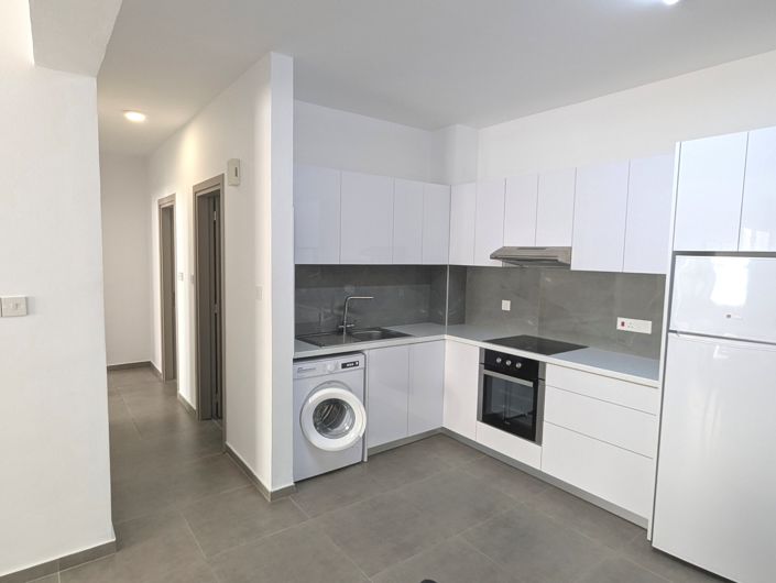 Image No.8-2 Bed Property for sale