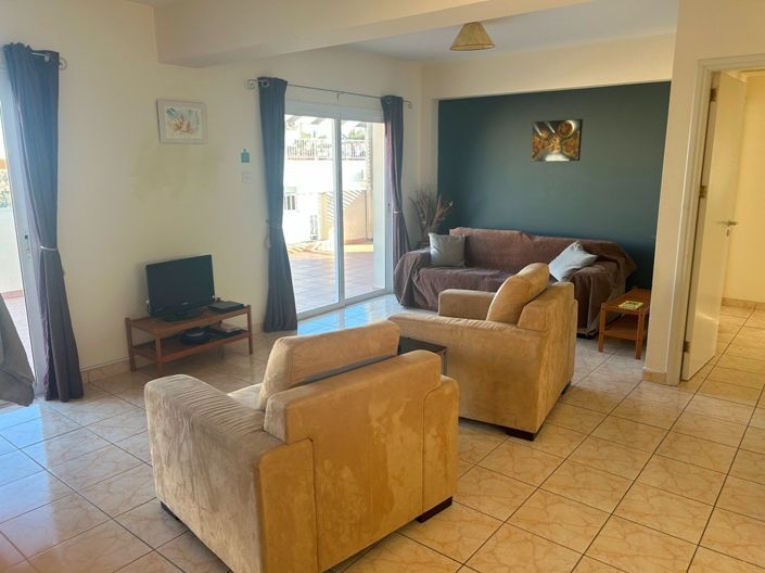 Image No.2-2 Bed Property for sale
