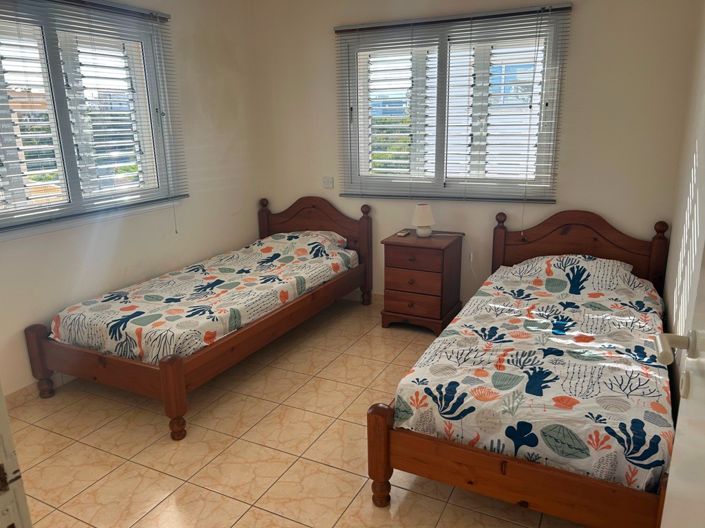Image No.3-2 Bed Property for sale