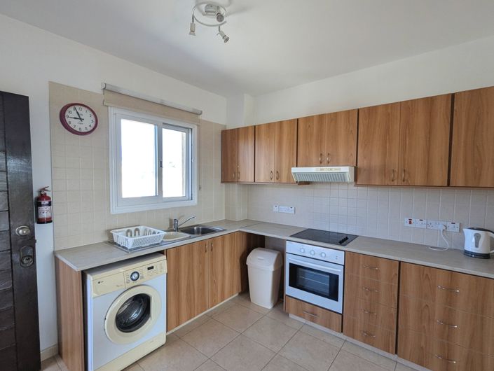 Image No.3-2 Bed Property for sale