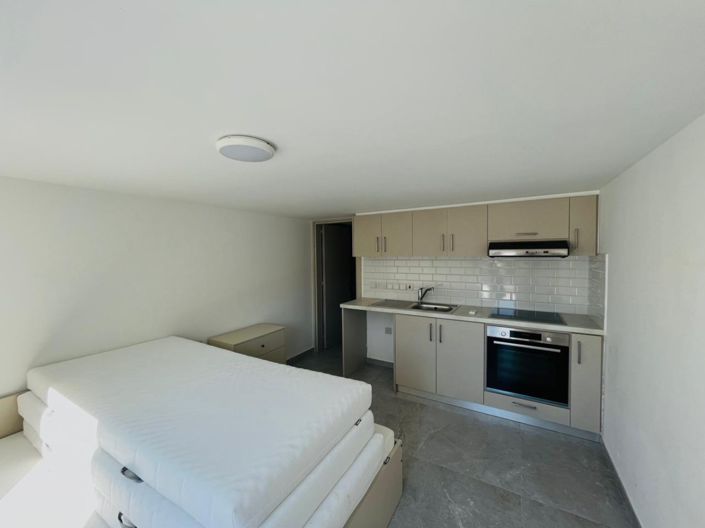 Image No.46-4 Bed Property for sale