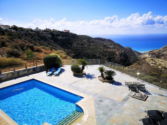 Image No.57-4 Bed Property for sale
