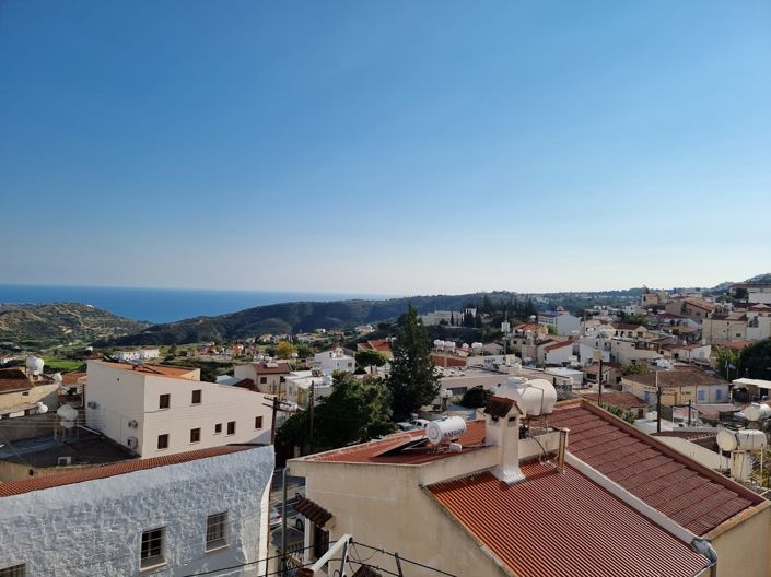 Image No.36-2 Bed Property for sale