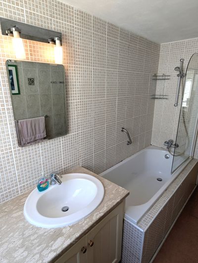 Image No.33-3 Bed Property for sale