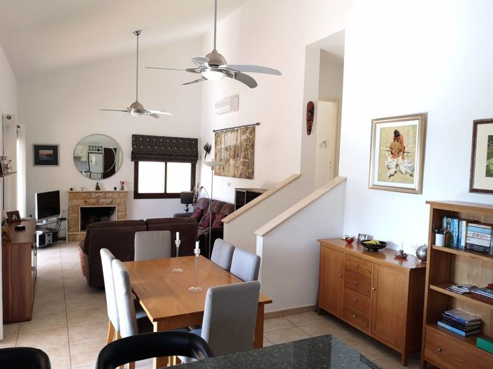 Image No.31-2 Bed Property for sale