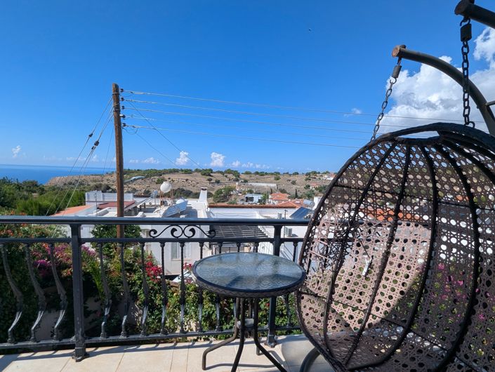 Image No.50-3 Bed Property for sale