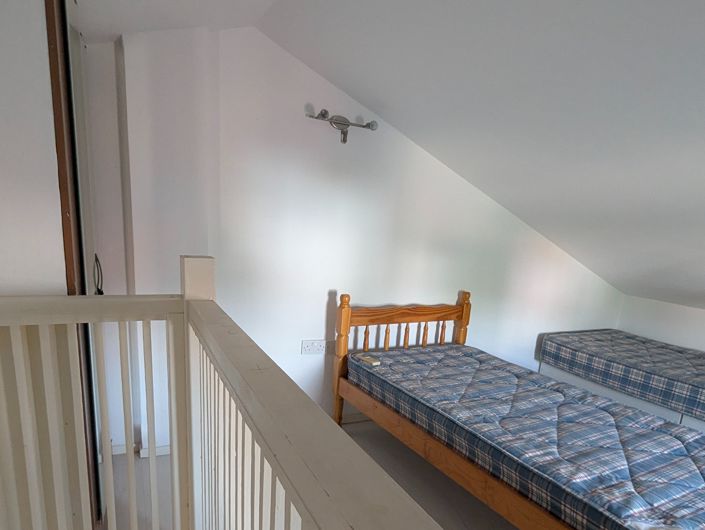 Image No.37-2 Bed Property for sale